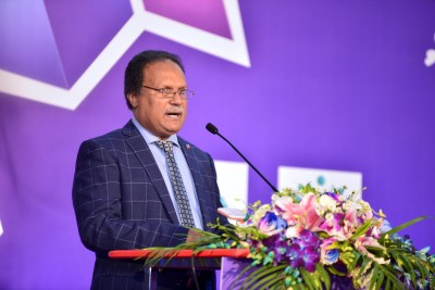 މަސައްކަތްކުރީ ސިޔާސީ ގޮތުން ވަކިއަތަކަށް ނުޖެހި: ޝަމީމް