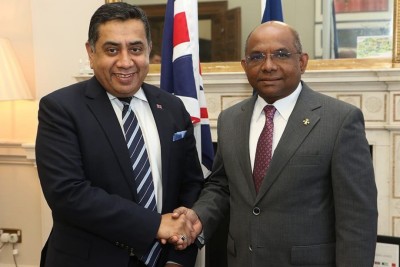 ކޮމަންވެލްތާއި އިނގިރޭސިވިލާތުގެ އިސްވެރިންނާ ޝާހިދު ބައްދަލުކުރައްވައިފި