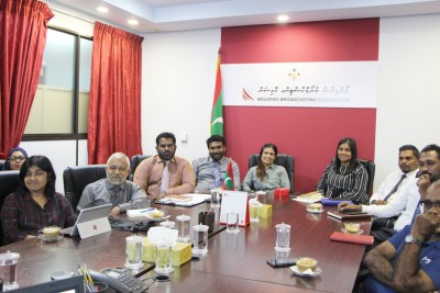 ކެންޑިޑޭޓުންނަށް ބްރޯޑްކާސްޓަރުންގެ ވަގުތު ހާއްސަކުުރުމުގެ އުސޫލު ބްރޯޑްކޮމް އިން އާންމުކޮށްފި