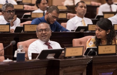 ޕޮލިސް ކޮމިޝަނަރު ކަމަށް ކުރިމަތިލެވޭ ގޮތް ހަދަނީ