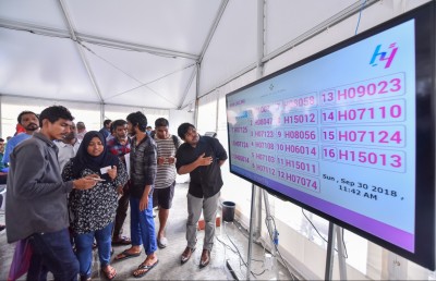 ފްލެޓަށް އެންމެ ގިނަ މީހުން ކުރިމަތިލީ އެޗް7 ގެ ވަގުތީ ލިސްޓު ނެރެފި