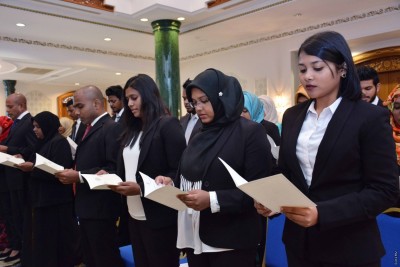 ހަރުކަށި ގާނޫނަކުން ވަކީލުކަން މަރާލަނީ!