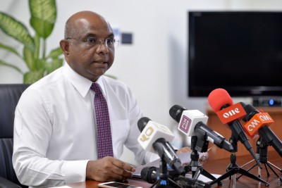 ފޮރިން މިނިސްޓަރު ޝާހިދު ޖެނީވާއަށް ވަޑައިގެންފި