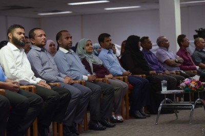 އިންޑިއާގައި ހާލުގައި ޖެހުނު އާއިލާއަށް ޒަކާތު ފަންޑުން އެހީވިގޮތާ މެދު ސުވާލު އުފައްދައިފި