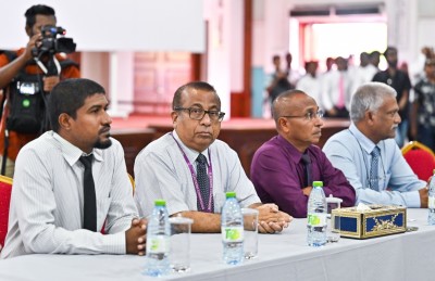ކެންޑިޑޭޓުންގެ ނަން ތަރުތީބު ކުރުން އަންނަ ބުދަ ދުވަހު އޮންނާނެ: އީސީ