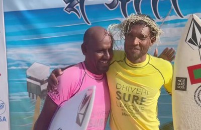 އިބޫ ނުހުއްޓުވުނު، ތުލުސްދޫ މުބާރާތުން ވެސް ޗެމްޕިއަން!