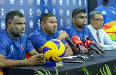 ވޮލީގެ ހިންގުން ވެސް ބޮއްސުންލާފައި، ހައްލު ހޯދާނެ ގޮތެއް ވެސް ނެތް