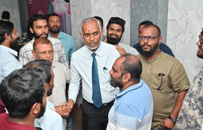 ޕީއެންސީގެ ރިޔާސީ ކެންޑިޑޭޓަކަށް ޑރ. މުއިއްޒު ހޮވައިފި