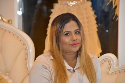 އައްޒަގެ ވެޑިން ޑްރެސް އަކީ އެންމެ ދުވަހެއްގެ މަސަައްކަތެއް: ރަޒީ