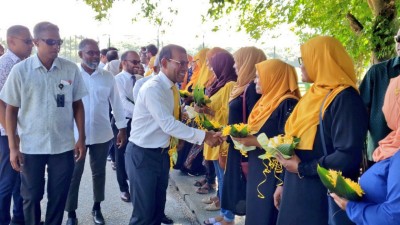 ރަށްވެހި ފަތިސް ކެމްޕޭނަށް ނަޝީދު ގދ އަތޮޅަށް ވަޑައިގެންފި