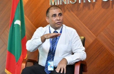 އަންނަ އަހަރު 1.5 މިލިއަން ޓޫރިސްޓުން ގެނެވޭނެ: ޑރ. މައުސޫމު