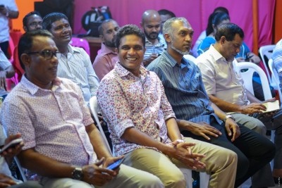 ޖޭޕީން މާލޭ މޭޔަރުކަމަށް ކެންޑިޑޭޓެއް ނުނެރޭ، ނިހާންގެ ތާއީދު މުއިއްޒަށް!