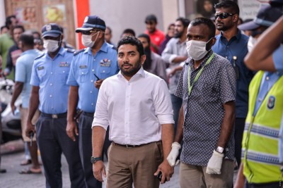 ކޮވިޑް19 އަށް ސްކްރީން ކުރަން ކެމެރާ ގެނައުން އަމީން ލަސްކުރެއްވި ކަމުގެ ތުހުމަތެއް!