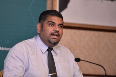 ރާއްޖެއިން ބޭރަށް ޒަރޫރީ ނޫން ދަތުރުތައް ނުކުރަން އެދިއްޖެ