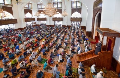 ނަފްސާނީ ބަލި ޖެހެނީ އީމާންކަން ބަލިކަށި މީހުންނަކަށް ނޫން: ޚުތުބާ