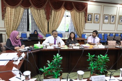 ސްޕެޝަލައިޒްވާން ހުޅުވާލި ދާއިރާތަކަށް ހޮވުނީ އެންމެ ހަ ޑޮކްޓަރުން