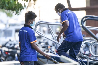 ކޮރޯނާގެ ހާލަތު ބޭނުންކޮށްގެން މަކަރުން ފައިސާ ހޯދަނީ، ސަމާލުވޭ!