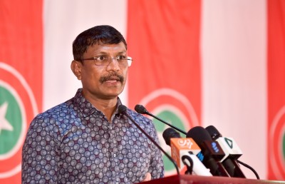 ސަރުކާރުން ނުފޫޒު ފޯރުވާ ކަމަށް ބުނެ ޖޭޕީން ބައްދަލުވުން ދޫކޮށްލައިފި