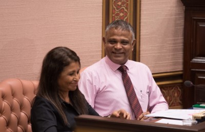 ލޯން ސްކީމަށް މެމްބަރުންގެ ނުފޫޒެއް ނުފޯރުވާ: މިނިސްޓަރު