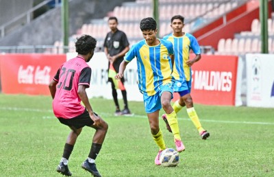 ސްޕޭނުގެ ސްކައުޓުންގެ ލޮލުގައި އަޅައިގަތް ރާއްޖޭގެ ޒުވާން ތަރި އީތަން ހުއެސްކާ އަށް