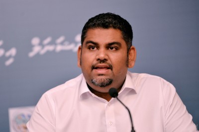 ކޮރޯނާވައިރަސް: މީހުން ދިރިއުޅޭ ރަށްރަށުން ޝައްކުވި އެންމެން ނެގެޓިވް