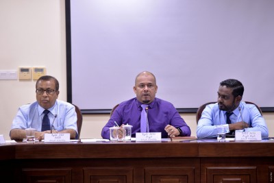 ކުއްލި ހާލަތުގައި އިންތިހާބު ފަސްކުރެވޭނެ ގާނޫނީ ފަރުވާ މަޖިލީހުން ހޯދައިދެނީ