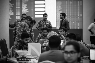 އިންސާނީ ހިދުމަތުގެ ނަމޫނާއެއް، ކަރަންޓީނު ފެސިލިޓީގެ ހިދުމަތްތެރިންނަށް ސާބަސް!