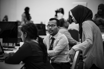 ކޮރޯނާއާ ދެކޮޅަށް ކުރާ މަސައްކަތަށް ވޮލަންޓިއަރުން ހޯދަނީ