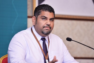 އިތުރު 51 ދިވެހި ޑޮކަޓަރުން އަންގާރަ ދުވަހު ރާއްޖެ އަންނަނީ