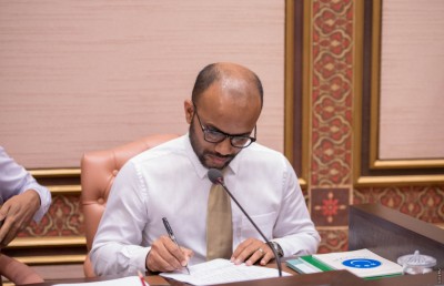 ބަޖެޓް 12 ބިލިއަން ރުފިޔާއިން ދަރަނި ވެދާނެ: މިނިސްޓަރު އަމީރު