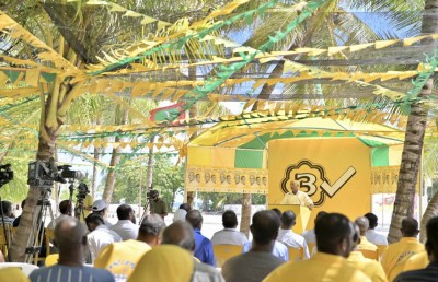 ބަދަލު ކުޅުންތެރިން އަރުވައިގެން މޮޅެއް ނުވާނެ: ރައީސް