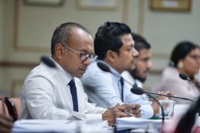 ސުޕްރީމް ކޯޓުން މިހާރުވެސް އެހެން ކޯޓުތަކަށް ބާރު ފޯރުވާ: ހަސަން ލަތީފު