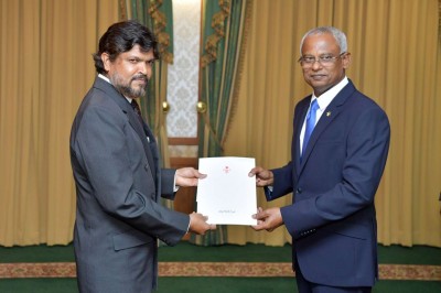 ކަސްޓަމްސްގެ ކޮމިޝަނަރު ނުއުމާން އަވަހާރަވެއްޖެ