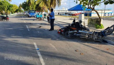 ލައިސަންސް ނެތި ސައިކަލް ދުއްވަނިކޮށް އެކްސިޑެންޓެއް