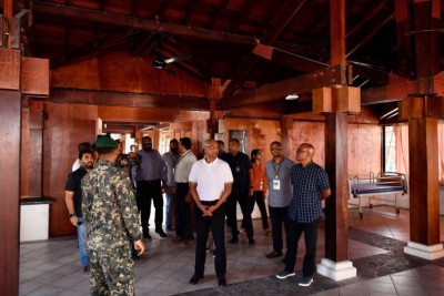 ކޮރޯނާވައިރަސް: ދެ އައިސޮލޭޝަން ފެސިލިޓީއެއް ރައީސް ބައްލަވާލައްވައިފި