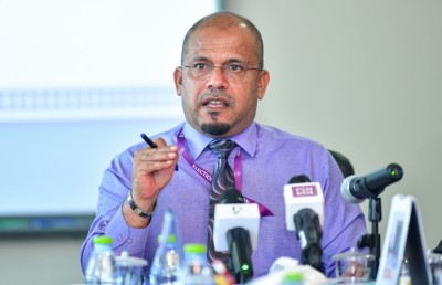 އިންތިހާބަށް އޮތް ހުރަހަކީ އީސީގެ ބާރު އެހެން ބަޔަކަށް އޮންނާތީ: ޝަރީފް