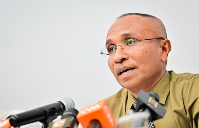 ވޯޓުލާ ދުވަހު އެއްވެސް މަކަރެއް ހެދުމުގެ ފުރުސަތެއް ނުދޭނަން: އީސީ