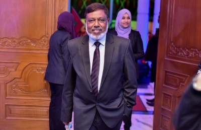 ކޮވިޑަށް ޕޮޒިޓިވްވެ ކުރީގެ ފަނޑިޔާރު މުޖްތާޒް ހާލުދެރަ