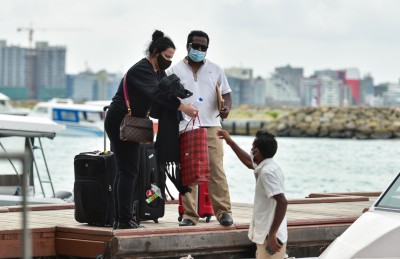 ކޮވިޑްގެ އާ ޓްރެންޑެއް: ރިސޯޓުތަކުގައި ބަލި މީހުން ގިނަ ވަނީ