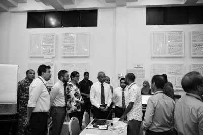 ސިއްހީ ހިދުމަތްތެރީންނަށް އަދާކޮށްދޭން ޖެހޭ ދަރަނި ވަރަށް ބޮޑު: ރައީސް