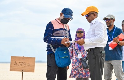 ގުޅިފަޅުގެ ގޯތިތައް ހަވާލުކުރަން ފަށައިފި، އަމާޒަކީ ދެ އަހަރު ތެރޭ އާބާދުކުރުން