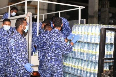 ތާޒާ ފެން ޑެލިވާ ކޮށްދިނުމަށް ފުލުހުން ނިކުމެއްޖެ