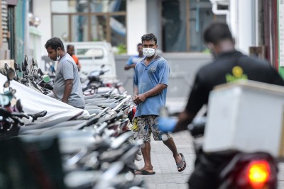 ބީއެޗްއެމް އާއި އިހުސާން ފިހާރައިގެ ބަޔަކު ޕޮޒިޓިވް
