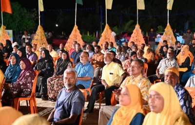 ޔާސިރަށް ރައީސް ކަމުދިޔައީ ސިޔާސީ ވެރިން ހައްޔަރުނުކޮށް ވެރިކަން ނިންމާލާތީ