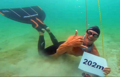 މިިނެޓަކުން އެންމެ ދުރަށް ފެތުމުގެ އާ ރެކޯޑެއް