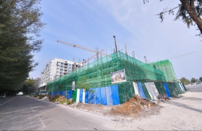 އެޕާޓްމަންޓްތައް ނުނިމި، ގަތް މީހުން ހާލުގައި