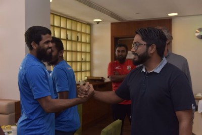ކުޅުންތެރިން ފިޓްކޮށް ތިބުމަށް ބައްސާމް އިލްތިމާސްކުރައްވައިފި