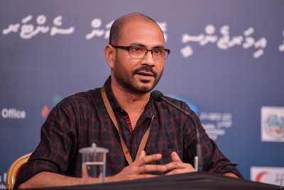 ލޮކްޑައުން ނެގިޔަސް ކުރީގެ ދިރިއުޅުމަށްދާން ދުވަސް ނަގާނެ: ޑރ. އަފްޒަލް