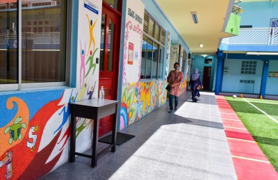 ޖަމާލުއްދީނުގެ ދަރިވަރަކާއި ގާޒީ ސްކޫލުގެ ޓީޗަރަކު ޕޮޒިޓިވް ވެއްޖެ