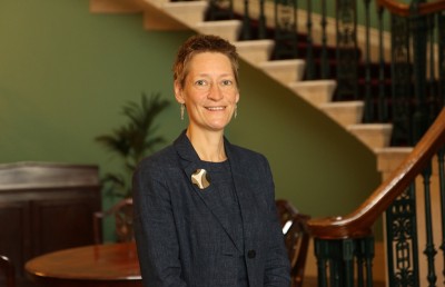 އިނގިރޭސި ސަފީރަށް ތަށިބަރިއަކުން މީރު ކާނާ އާއި ލޯބި!